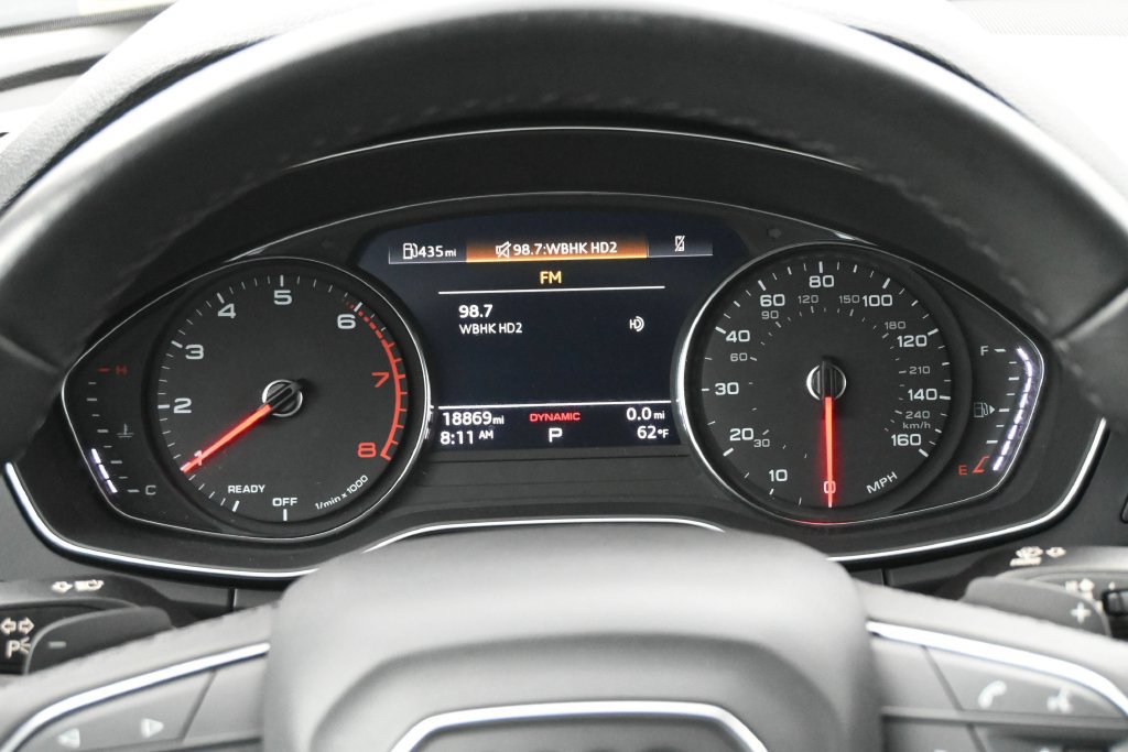 Used 2023 Audi Q5 2.0T Premium w/ Convenience Package AWD/4WD image 9