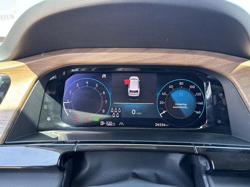 Used 2025 Volkswagen Atlas SE FWD image 27