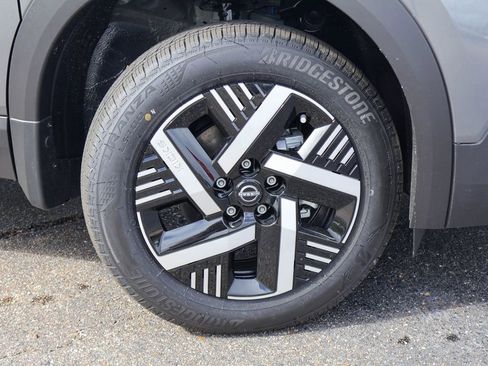 New 2026 Nissan Kicks SV image 18