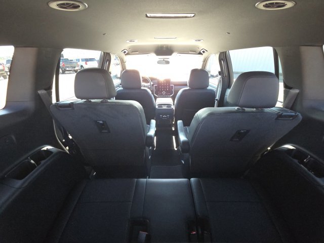 Used 2024 GMC Acadia Elevation AWD/4WD image 15