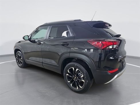 Certified 2023 Chevrolet TrailBlazer LT w/ Convenience Package image 6