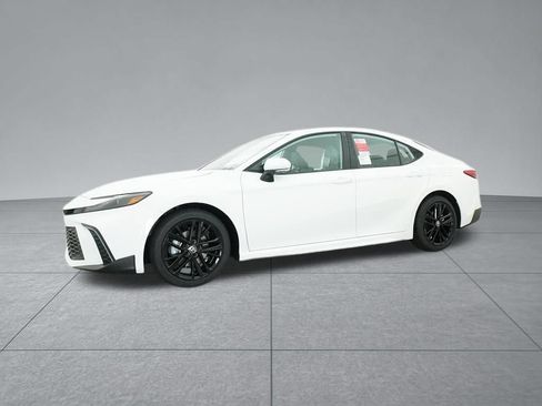 Used 2025 Toyota Camry SE w/ Multimedia Upgrade Package FWD image 22