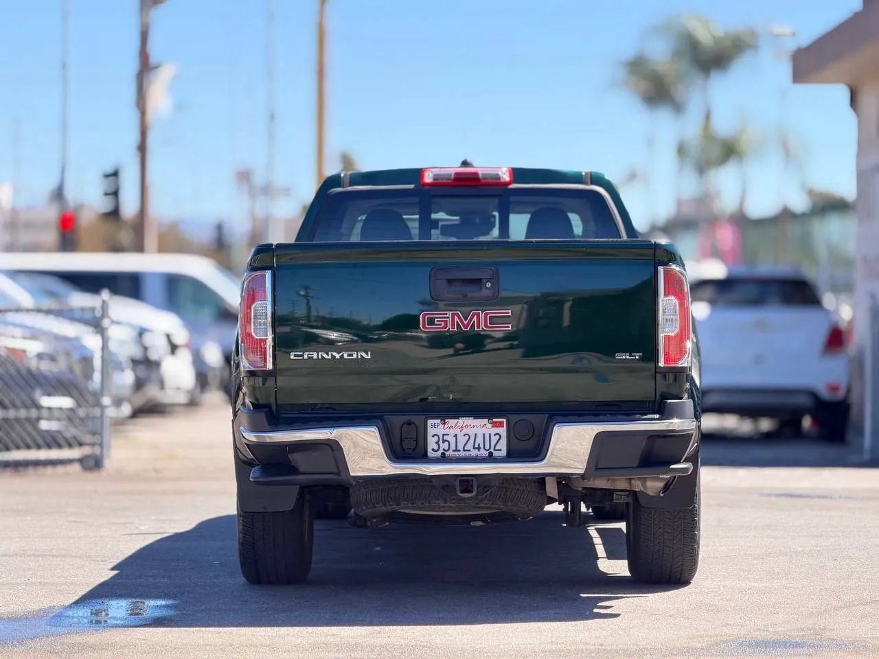 Used 2016 GMC Canyon SLT w/ LPO, Gearon Bar Package RWD image 12