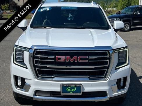 Used 2024 GMC Yukon SLT AWD/4WD image 4