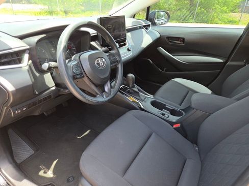 Used 2023 Toyota Corolla LE FWD image 25