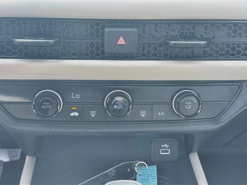 Certified 2025 Honda HR-V LX image 14