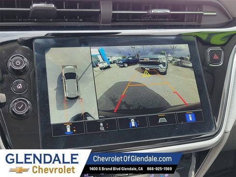 Certified 2022 Chevrolet Bolt EUV Premier w/ Sun & Sound Package image 29