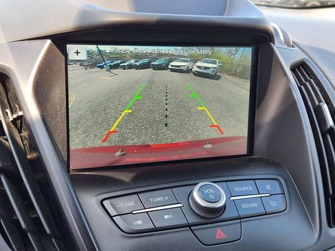 Used 2019 Ford Escape SE AWD/4WD image 23
