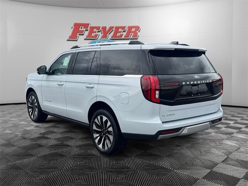 New 2026 Ford Expedition Platinum w/ Driver's Package image 3
