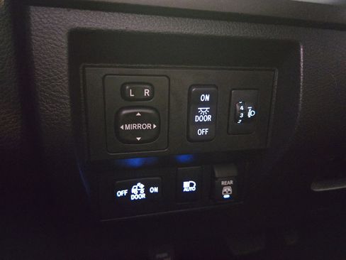 Used 2019 Toyota Tundra TRD Pro image 26