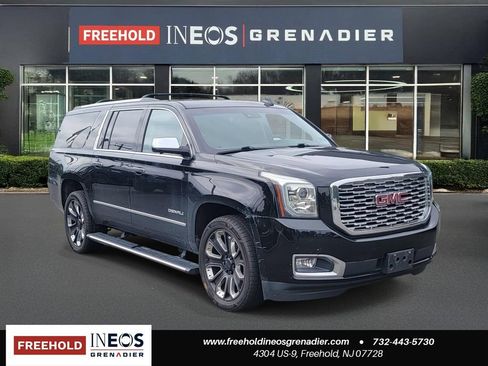 Used 2018 GMC Yukon XL Denali w/ Denali Ultimate Package AWD/4WD image 1