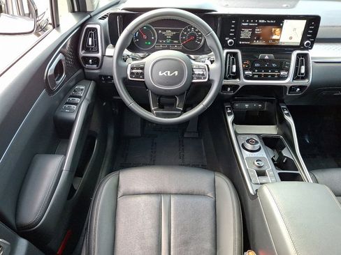 Used 2023 Kia Sorento EX image 22
