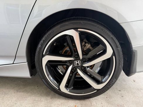 Used 2020 Honda Accord Sport image 13