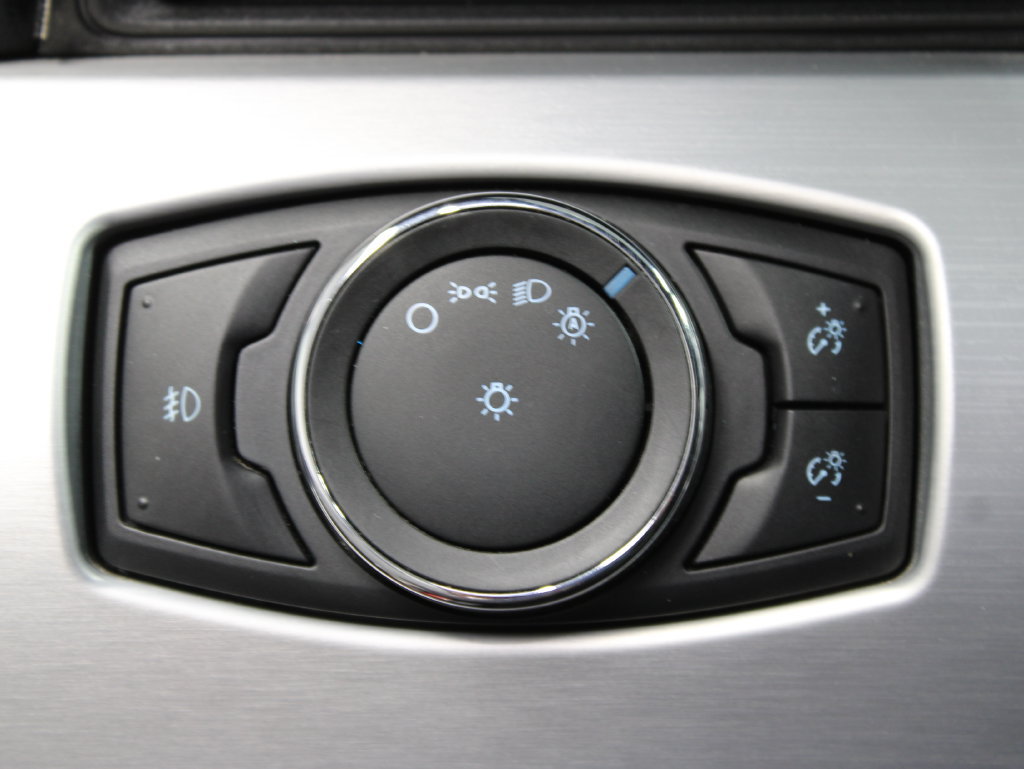 Used 2015 Ford Mustang Premium RWD image 47