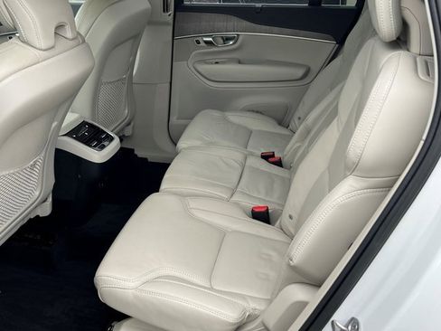 Certified 2023 Volvo XC90 B6 Ultimate w/ Protection Package Premier image 19