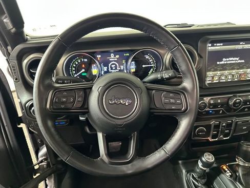 Used 2023 Jeep Wrangler Unlimited w/ Cold Weather Group image 14