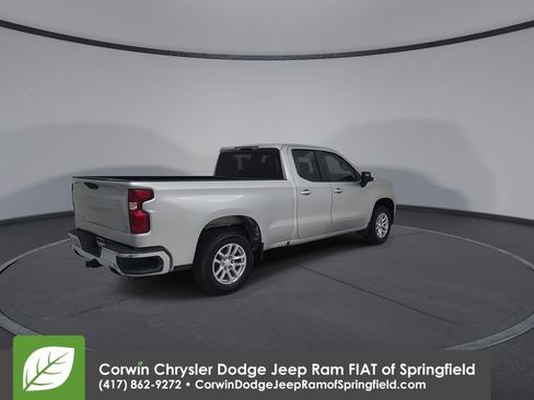 Used 2020 Chevrolet Silverado 1500 LT w/ Texas Edition AWD/4WD image 15