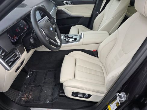 Used 2021 BMW X5 xDrive40i w/ Premium Package AWD/4WD image 9