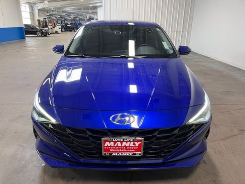 Used 2021 Hyundai Elantra SEL w/ Convenience Package FWD image 8
