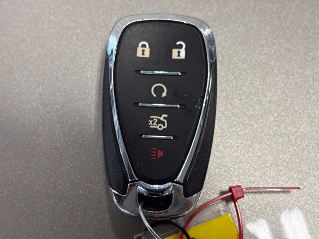 Used 2025 Chevrolet Malibu LT FWD image 9