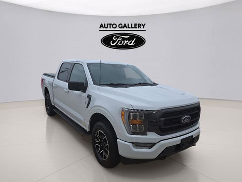 Used 2022 Ford F150 XLT w/ Equipment Group 302A High AWD/4WD image 3