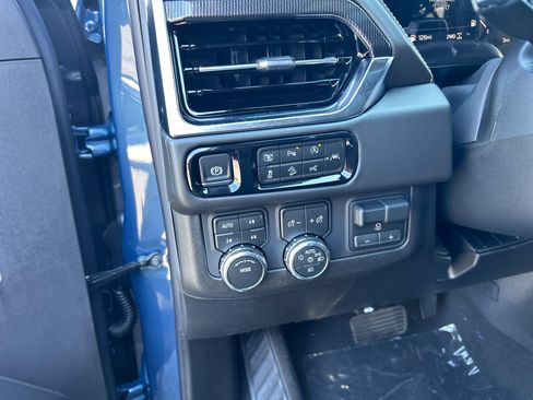 New 2026 GMC Yukon Elevation w/ Elevation Premium Package AWD/4WD image 22