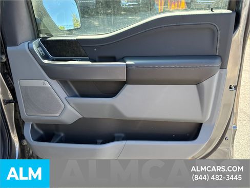 Used 2025 Ford F150 Lightning Flash image 17