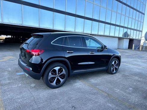 Used 2025 Mercedes-Benz GLA 250 image 4