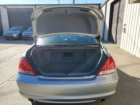 Used 2007 Acura RL image 47