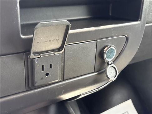 Certified 2024 GMC Savana 2500 w/ Driver Convenience Package RWD image 13