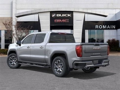 New 2026 GMC Sierra 1500 SLT image 3