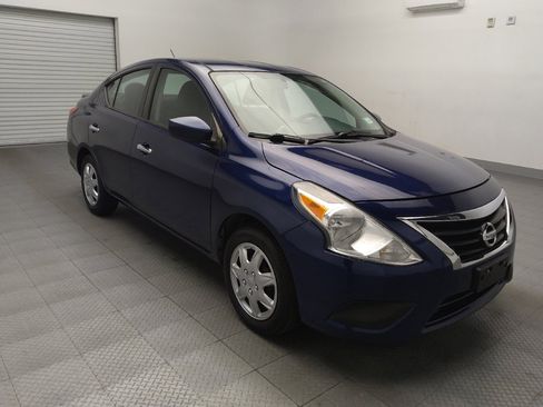 Used 2018 Nissan Versa SV image 13