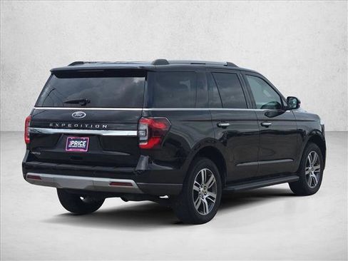 Used 2024 Ford Expedition Limited RWD image 5