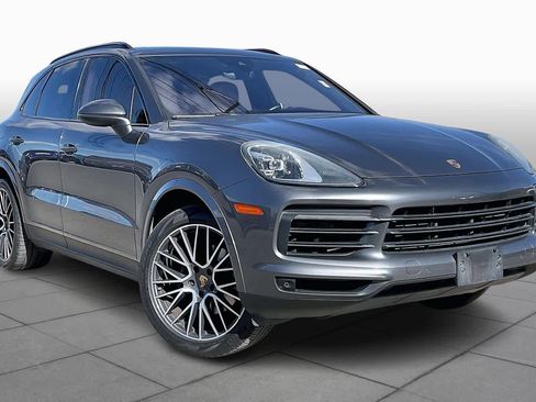 Used 2019 Porsche Cayenne image 2
