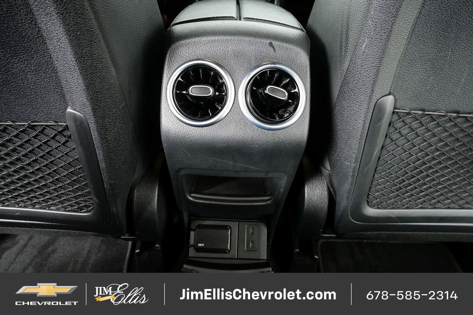 Used 2022 Mercedes-Benz GLB 250 w/ Premium Package Lite image 18
