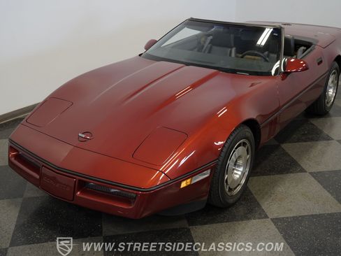 Used 1987 Chevrolet Corvette Convertible RWD image 21