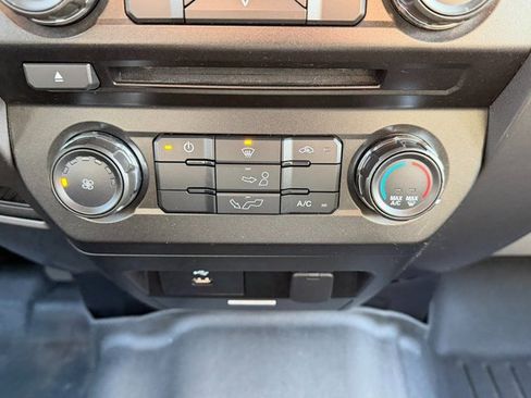 Used 2016 Ford F150 XLT image 21