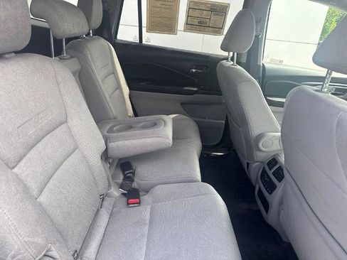Used 2021 Honda Pilot EX image 28