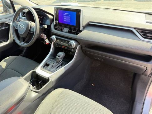 Certified 2024 Toyota RAV4 LE AWD/4WD image 17