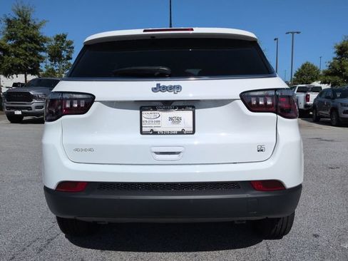 New 2026 Jeep Compass Latitude AWD/4WD image 5