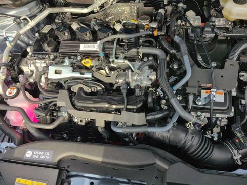 Certified 2026 Toyota Corolla Cross SE image 31