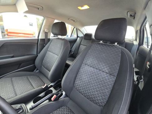 Used 2021 Kia Rio LX image 18