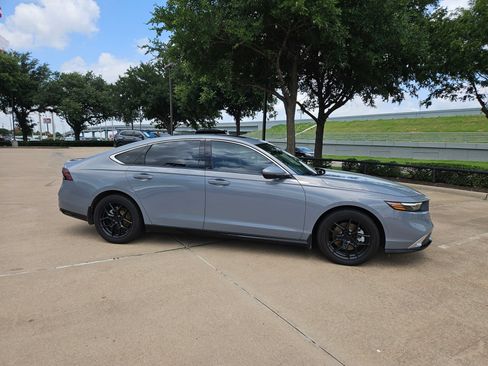 Certified 2023 Honda Accord Touring image 4