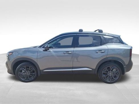 Certified 2025 Nissan Kicks SR FWD image 5