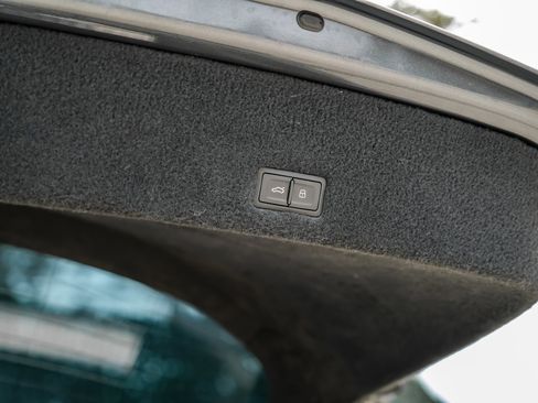 Used 2020 Lamborghini Urus image 60