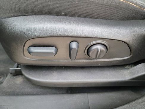Used 2022 Chevrolet Equinox LT FWD image 15