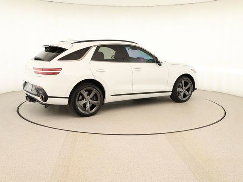 Used 2025 Genesis GV70 3.5T Sport w/ Sport Advanced Package image 7