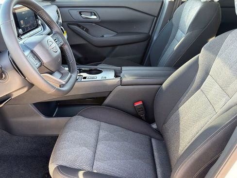 New 2026 Nissan Rogue SV w/ Cold Weather Package FWD image 11