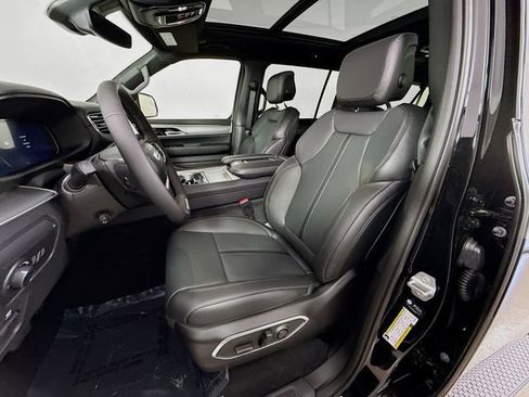 New 2026 Jeep Grand Wagoneer L 4WD image 22