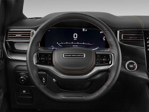Used 2025 Jeep Grand Wagoneer Series III w/ Rear-Seat Entertainment Group AWD/4WD image 8